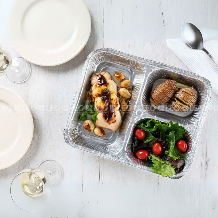 Khay nhôm đựng cơm 3 ngăn 700ml 4 Khay nhôm 3 ngăn 700ml